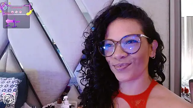 Snapshot of paula_daniela1 chatting on June 2026 09:04:01 PM paula daniela1 online show from June 2026 09:04:01 PM