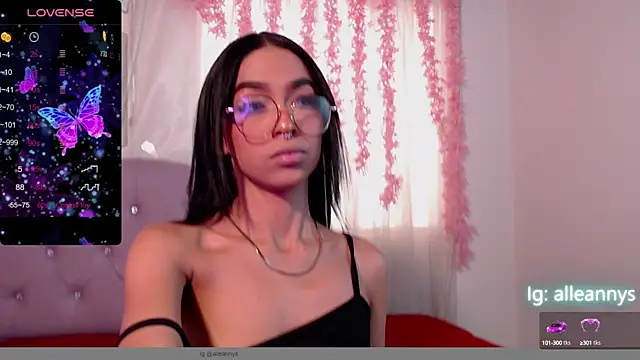 Alleanys Cristal online show from February 2025 02:13:02 PM