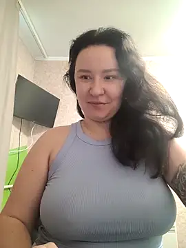 AlexaLexie online show from November 2025 09:41:01 AM