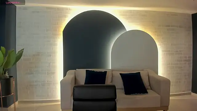 GigiLee  online show from December 2024 12:06:01 PM