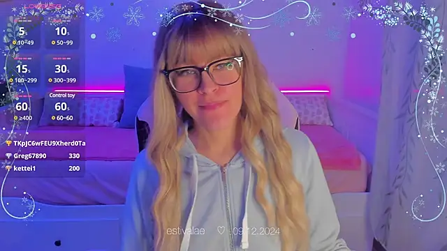 estivalae online show from December 2024 11:24:01 PM