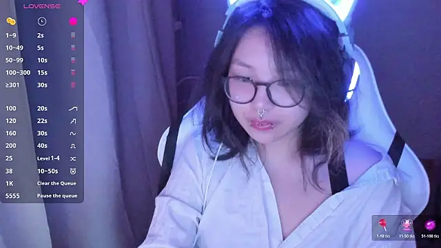 Snapshot of maydaykimmy chatting on May 2026 09:52:01 PM maydaykimmy online show from May 2026 09:52:01 PM