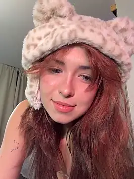 Evangeline Lawrence  online show from March 2026 07:13:02 PM