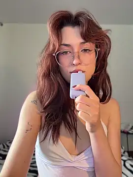Evangeline Lawrence  online show from June 2026 11:23:01 AM
