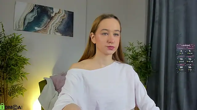 Sweett Monica online show from November 2025 01:05:01 AM