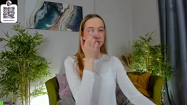 Sweett Monica online show from December 2025 01:14:02 AM