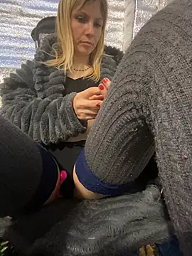 Anita-Smith online show from December 2024 08:30:01 AM