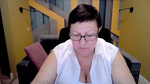 BarbaraTurners online show from February 2025 09:22:01 PM