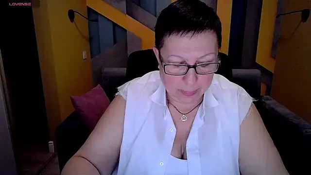 BarbaraTurners online show from March 2025 06:45:01 PM