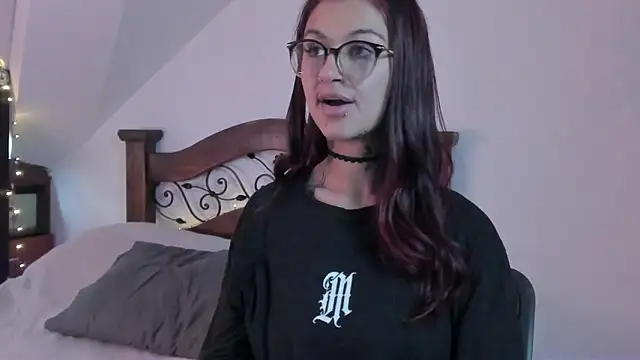 noemi foxxx online show from September 2025 03:01:02 PM