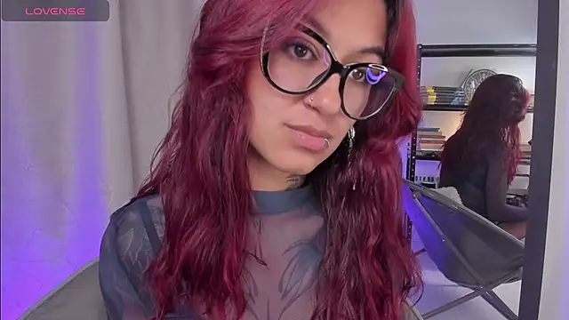 Snapshot of noemi_foxxx chatting on May 2026 02:57:02 PM noemi foxxx online show from May 2026 02:57:02 PM