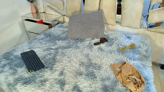 Natalyefoster online show from January 2026 07:11:01 PM