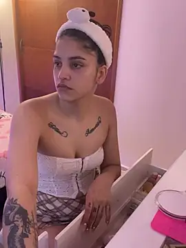 ShawtySlammed online show from April 2026 08:01:02 PM