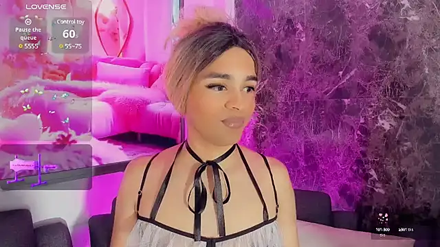 Emmaa Saenz  online show from January 2025 06:09:02 AM