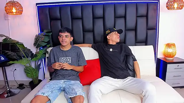 Crazy nigth01 online show from November 2025 02:43:02 AM