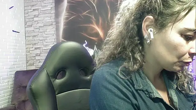 charlotedoll online show from February 2025 05:09:02 AM