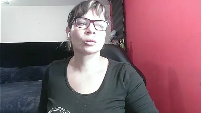 charlotedoll online show from October 2025 03:41:02 AM