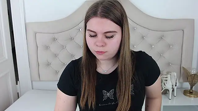 Snapshot of AbbyPleasure chatting on December 2024 12:47:01 PM AbbyPleasure online show from December 2024 12:47:01 PM