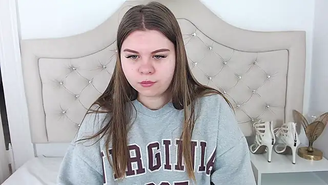 Snapshot of AbbyPleasure chatting on January 2025 08:30:02 AM AbbyPleasure online show from January 2025 08:30:02 AM