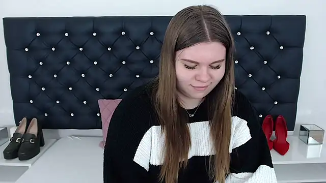 Snapshot of AbbyPleasure chatting on February 2025 12:34:02 PM AbbyPleasure online show from February 2025 12:34:02 PM