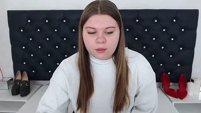 Snapshot of AbbyPleasure chatting on March 2025 12:44:02 PM AbbyPleasure online show from March 2025 12:44:02 PM