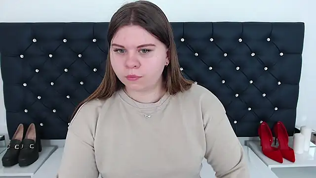 Snapshot of AbbyPleasure chatting on March 2025 12:02:02 PM AbbyPleasure online show from March 2025 12:02:02 PM