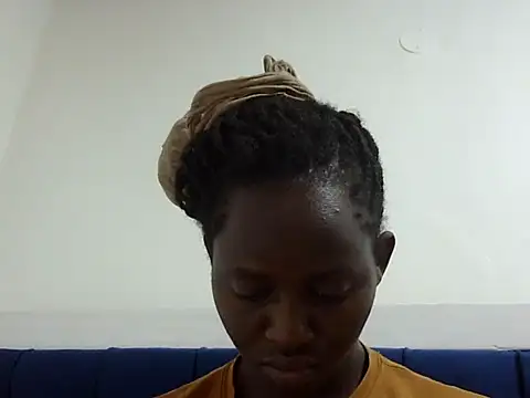 Seeexxxy-bree online show from April 2026 07:09:01 AM