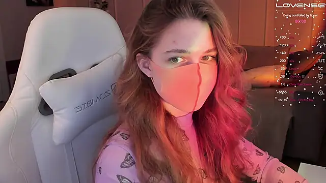 Frau Lina online show from February 2025 07:44:01 PM