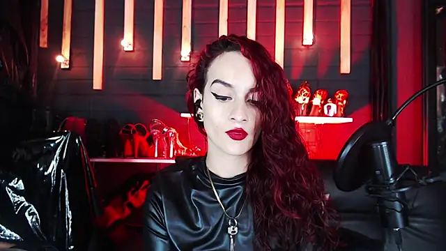 Snapshot of Liilith_goddess_ chatting on December 2024 10:00:02 PM Liilith goddess online show from December 2024 10:00:02 PM