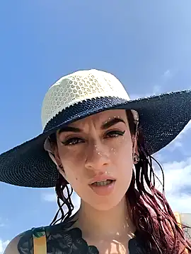 Snapshot of Liilith_goddess_ chatting on January 2025 07:17:01 PM Liilith goddess online show from January 2025 07:17:01 PM