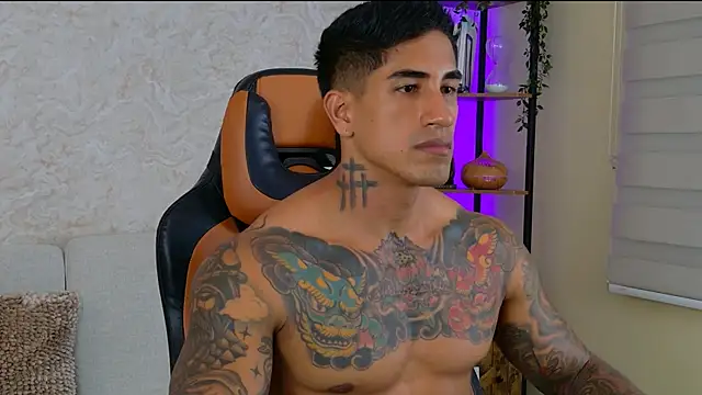 AdanReilly online show from December 2024 11:32:01 PM