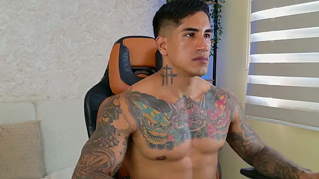 AdanReilly online show from February 2025 06:51:01 PM