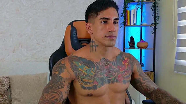 AdanReilly online show from March 2025 07:38:01 PM