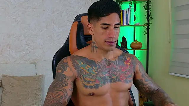 AdanReilly online show from March 2025 03:51:01 AM