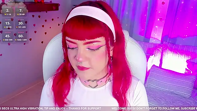 Snapshot of Tiny__Emmy chatting on March 2025 03:07:02 PM Tiny Emmy online show from March 2025 03:07:02 PM