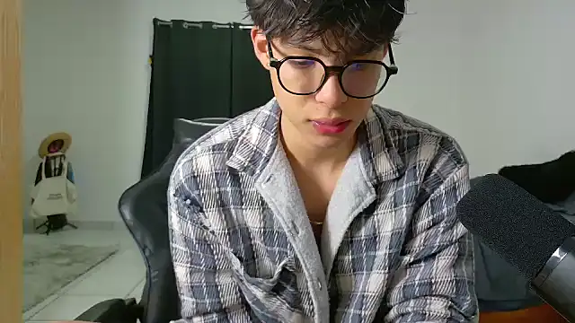 Snapshot of Jacotnk chatting on October 2025 04:20:02 AM Jacotnk online show from October 2025 04:20:02 AM