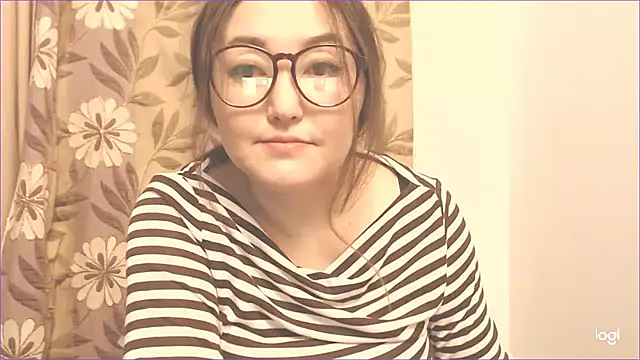 Snapshot of hrnyteacher chatting on January 2025 07:53:01 PM hrnyteacher online show from January 2025 07:53:01 PM