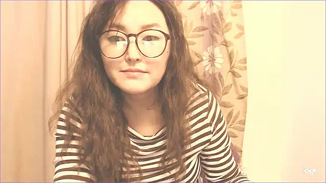 Snapshot of hrnyteacher chatting on March 2025 02:56:02 PM hrnyteacher online show from March 2025 02:56:02 PM