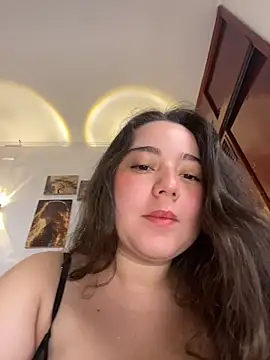 Snapshot of LunaGil1 chatting on July 2026 01:13:01 PM LunaGil1 online show from July 2026 01:13:01 PM