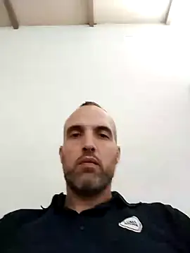 Snapshot of leon3875 chatting on January 2025 03:02:01 PM leon3875 online show from January 2025 03:02:01 PM