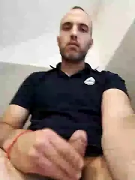 Snapshot of leon3875 chatting on January 2025 09:46:02 PM leon3875 online show from January 2025 09:46:02 PM