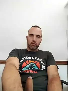 Snapshot of leon3875 chatting on January 2025 02:56:02 PM leon3875 online show from January 2025 02:56:02 PM