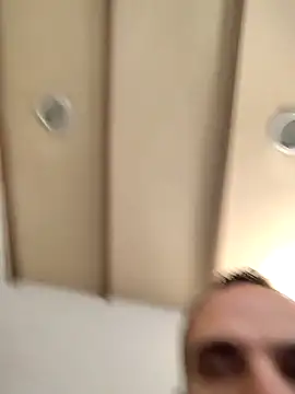 Snapshot of leon3875 chatting on October 2025 03:35:02 PM leon3875 online show from October 2025 03:35:02 PM