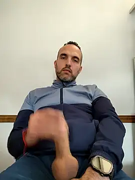 Snapshot of leon3875 chatting on November 2025 03:34:01 PM leon3875 online show from November 2025 03:34:01 PM