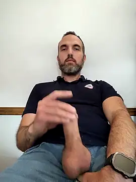 Snapshot of leon3875 chatting on December 2025 03:18:02 PM leon3875 online show from December 2025 03:18:02 PM