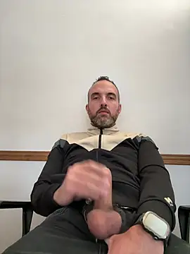 Snapshot of leon3875 chatting on March 2026 03:34:01 PM leon3875 online show from March 2026 03:34:01 PM