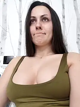 EvaReide online show from February 2025 03:08:01 PM