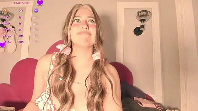 Emasanders online show from January 2025 11:31:01 PM