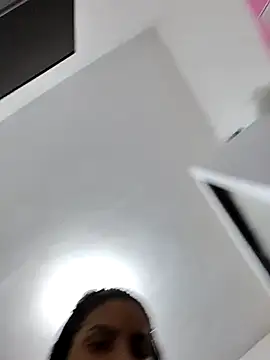 Bella Anjoss online show from February 2025 02:05:02 AM