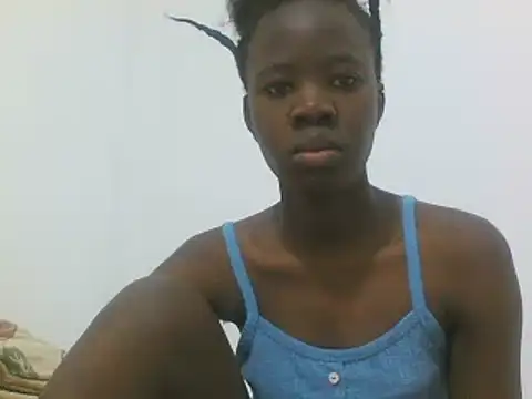 Snapshot of hey_its_andreana chatting on June 2026 12:45:02 AM hey its andreana online show from June 2026 12:45:02 AM